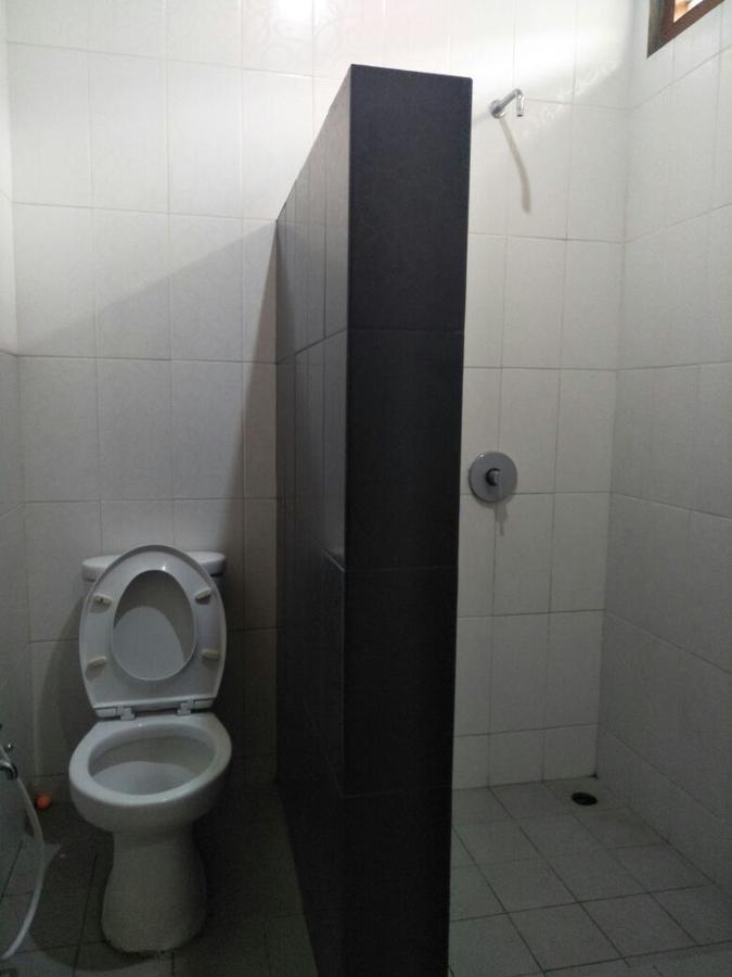 צ'יפאנאס Villa Bukit Danau מראה חיצוני תמונה
