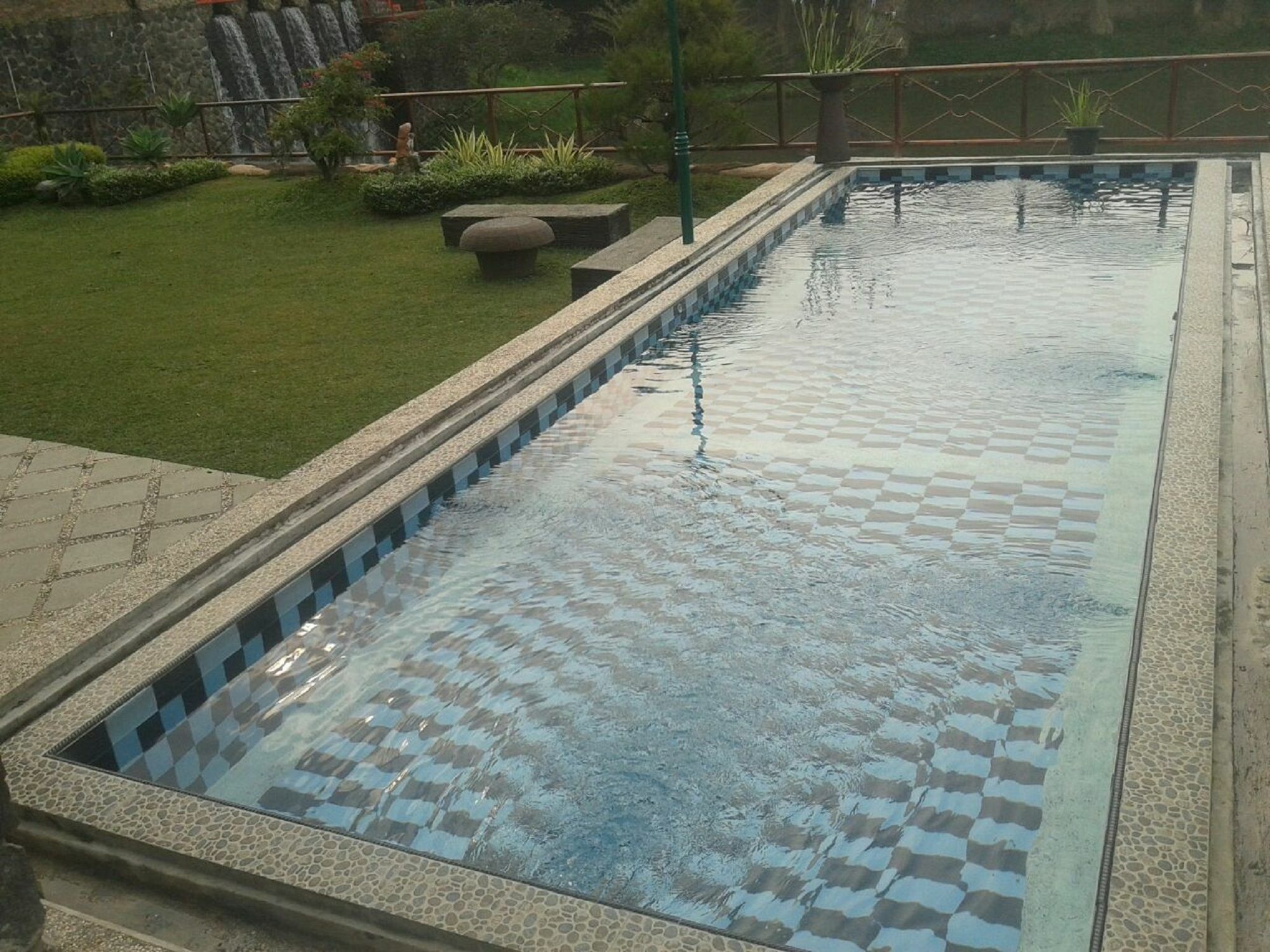 צ'יפאנאס Villa Bukit Danau מראה חיצוני תמונה