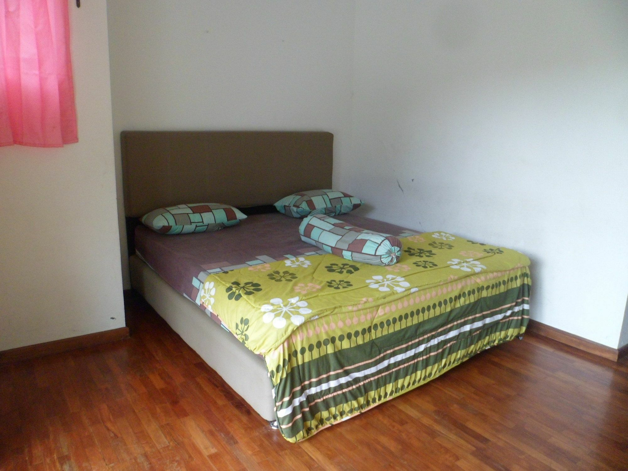 צ'יפאנאס Villa Bukit Danau מראה חיצוני תמונה